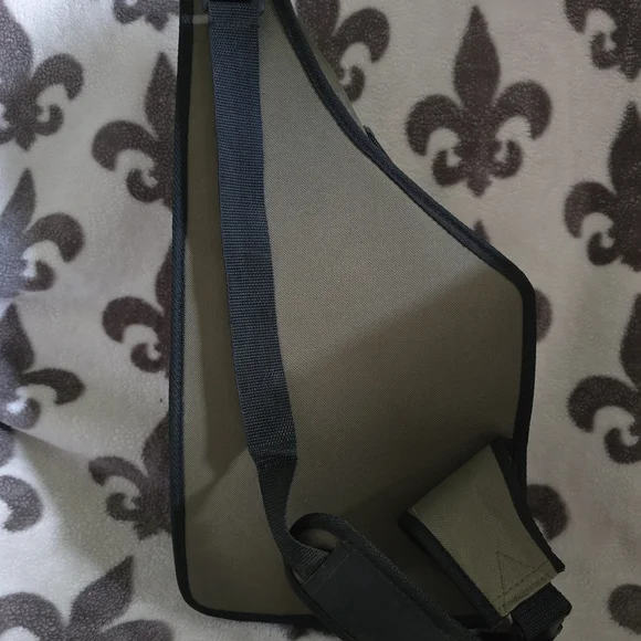 Picnic Sling Bag - Picture 4 of 6